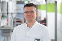 Dr. Tobias Hofmann
